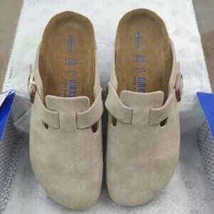 Birkenstock Boston Clog Taupe